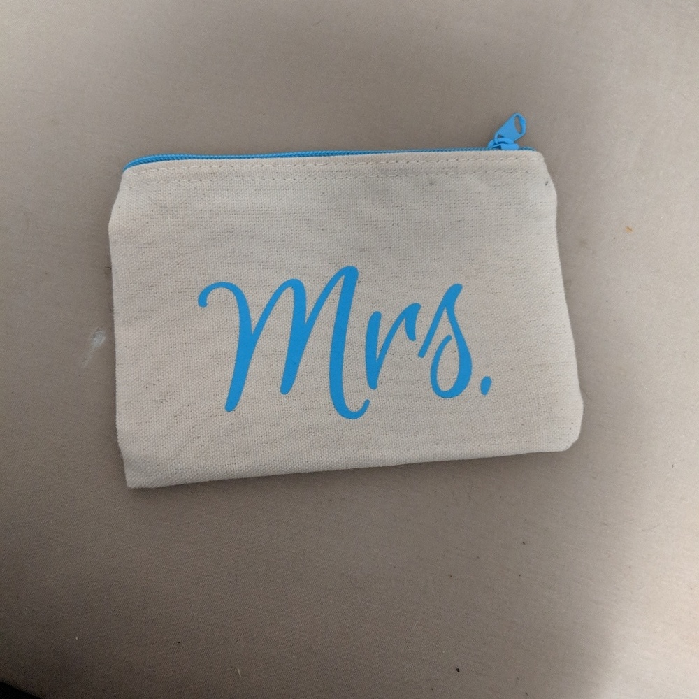 FINAL PRICE Mrs. Canvas makeup bag